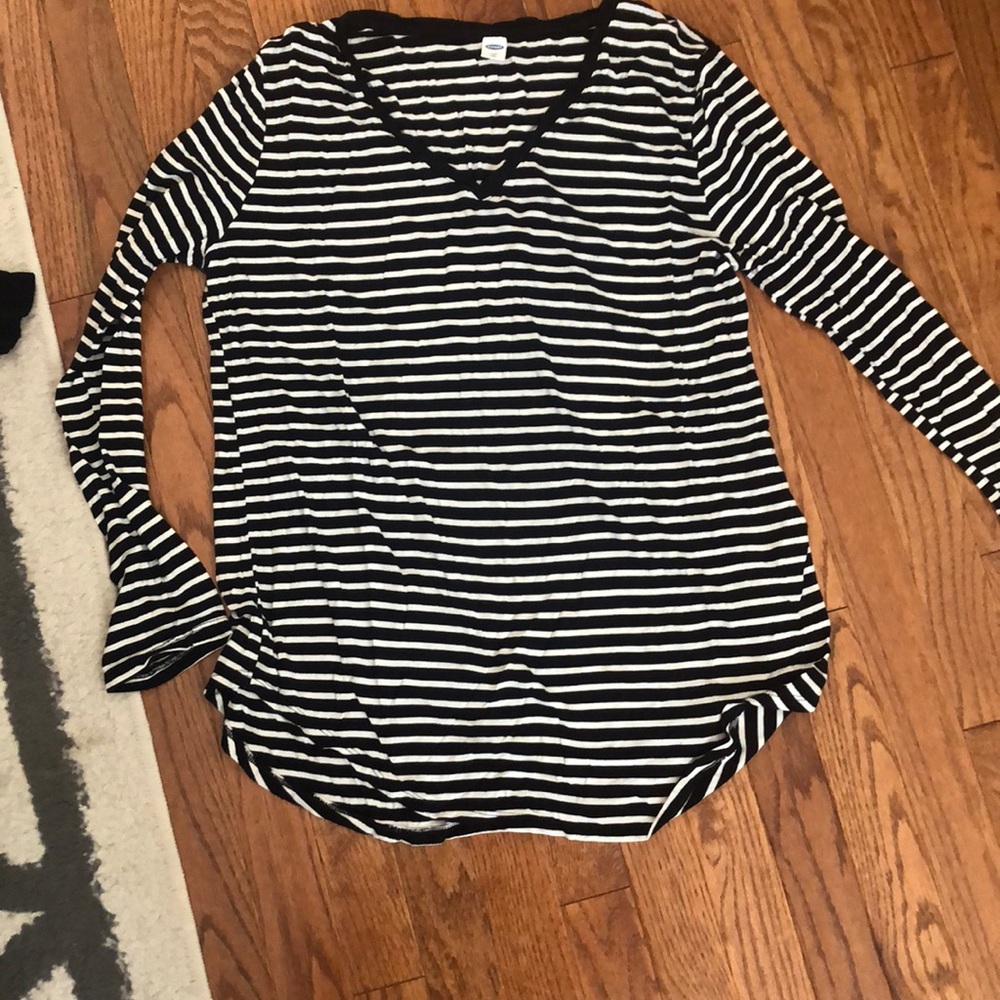 Luxe Old Navy L/S shirt